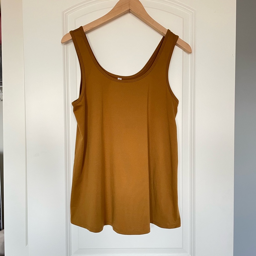 Fabletics Mariel Maternity Tank (Like New)